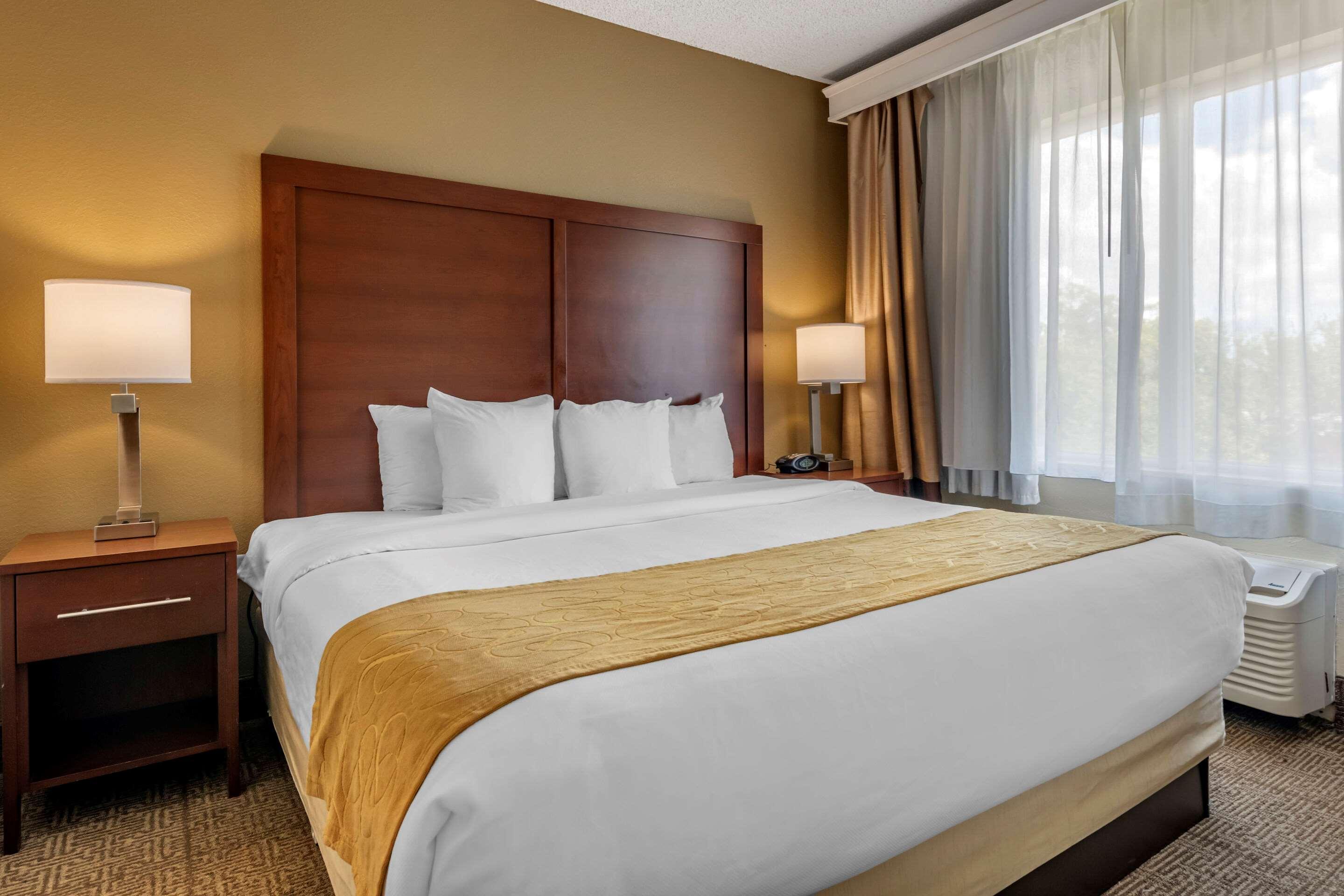 Comfort Suites Sawgrass Тамарак Екстериор снимка