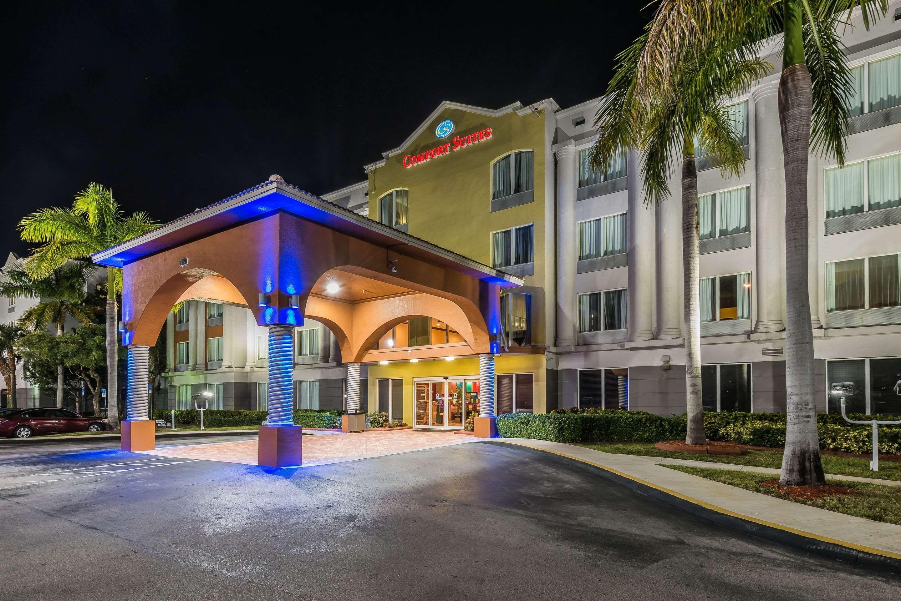 Comfort Suites Sawgrass Тамарак Екстериор снимка