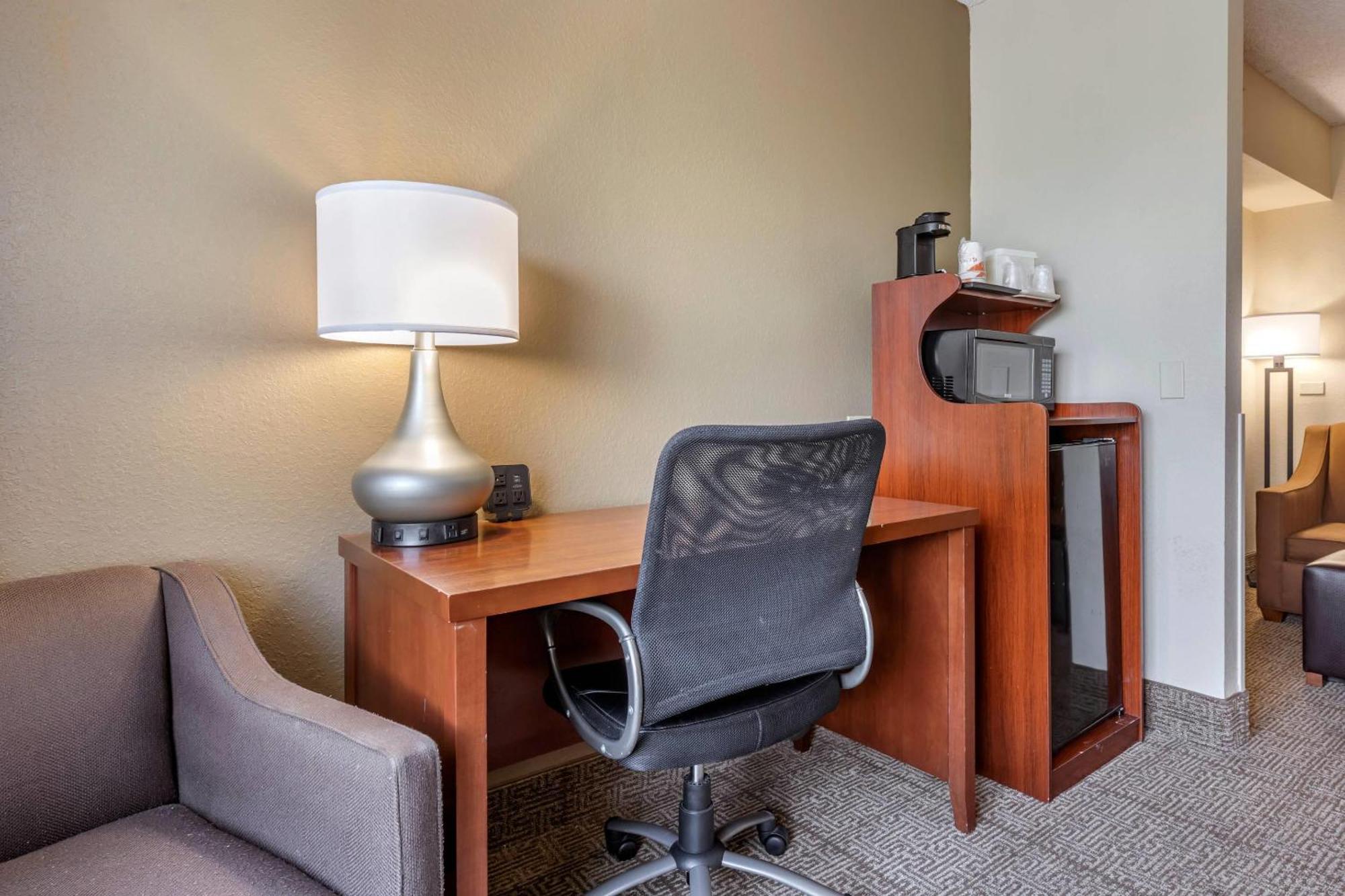 Comfort Suites Sawgrass Тамарак Екстериор снимка